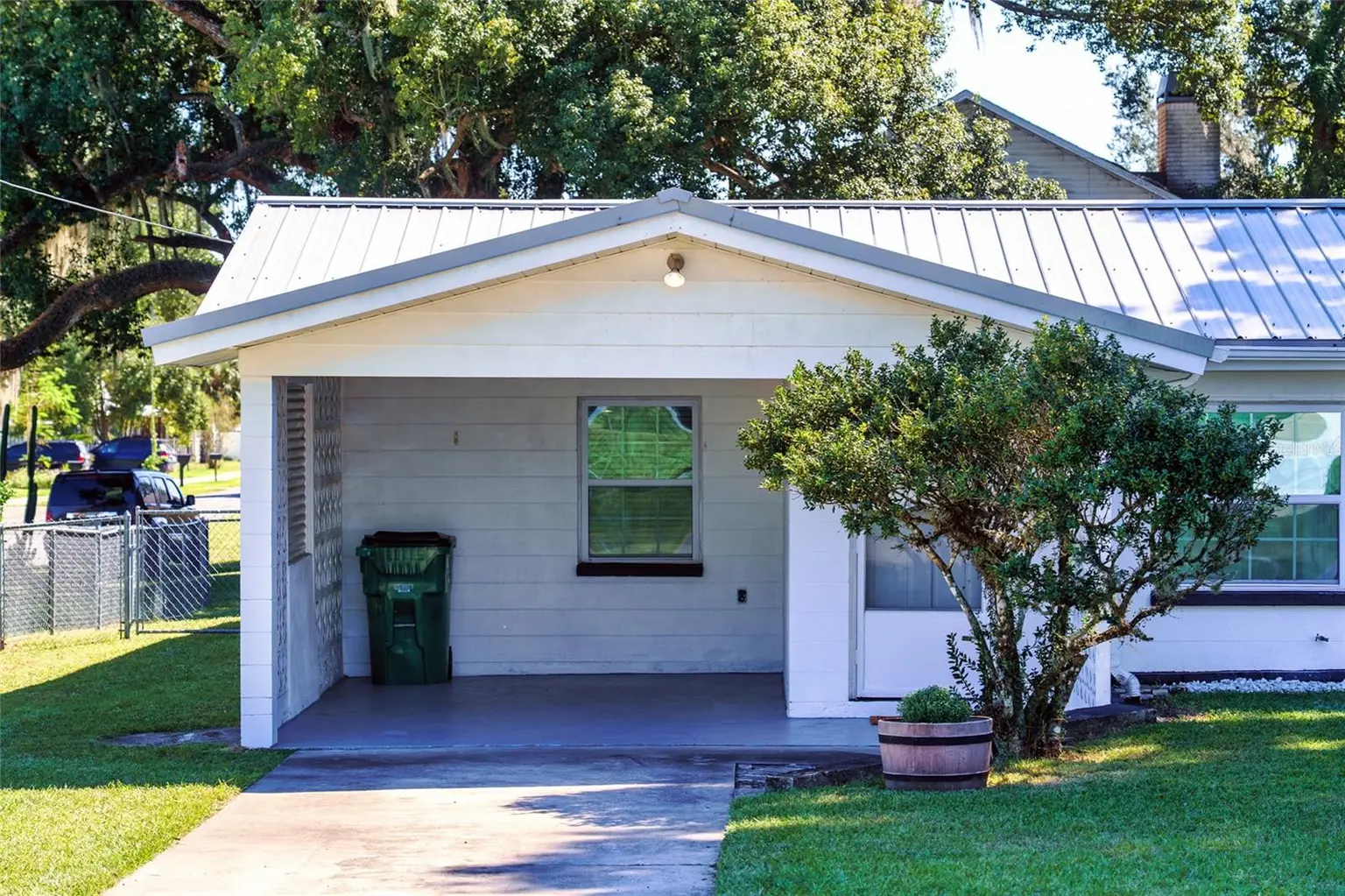 38548 12TH AVENUE, ZEPHYRHILLS, FL, photo 6 of 39