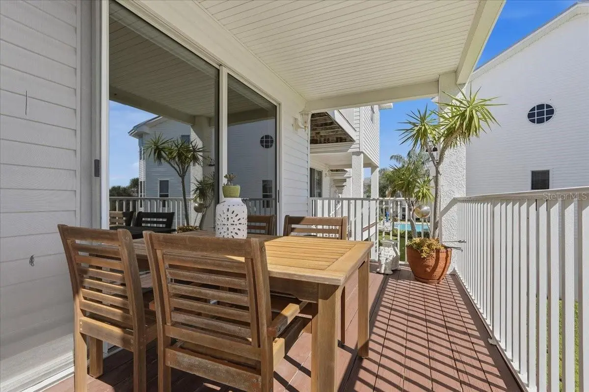 101 SHOALS CIRCLE, NORTH REDINGTON BEACH, FL, photo 19 of 100