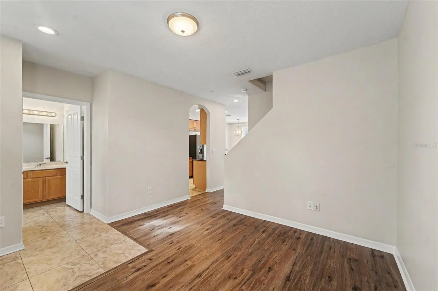 11504 FOUNTAINHEAD DRIVE, TAMPA, FL, photo 4 of 15