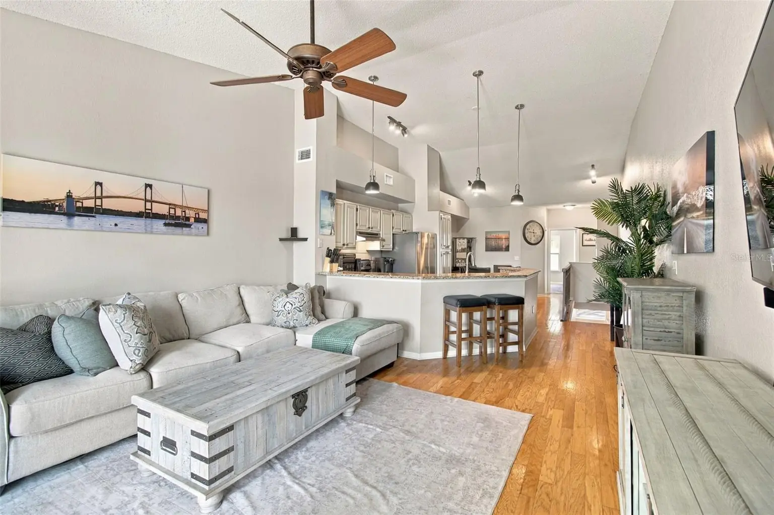 816 NORMANDY TRACE ROAD, TAMPA, FL, photo 12 of 58