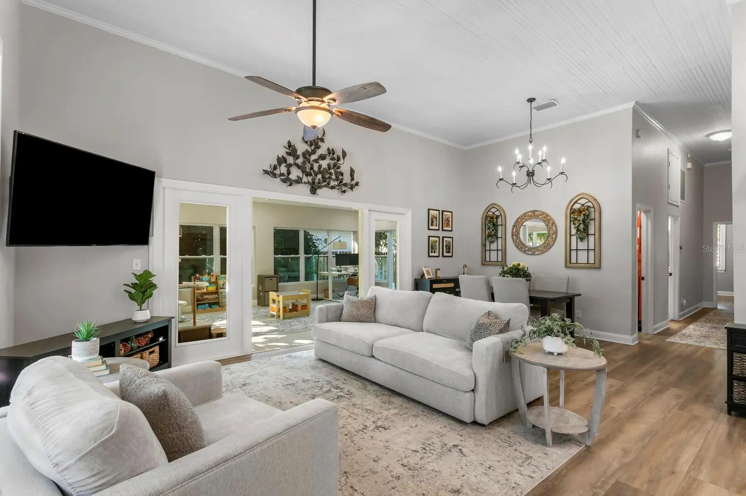 5407 S RUSSELL STREET, TAMPA, FL, photo 5 of 29