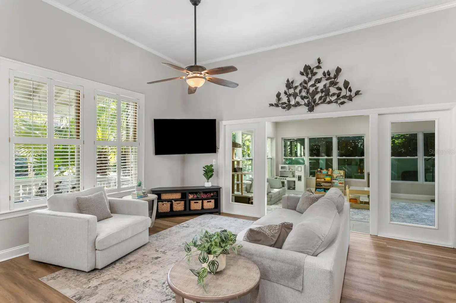 5407 S RUSSELL STREET, TAMPA, FL, photo 6 of 29