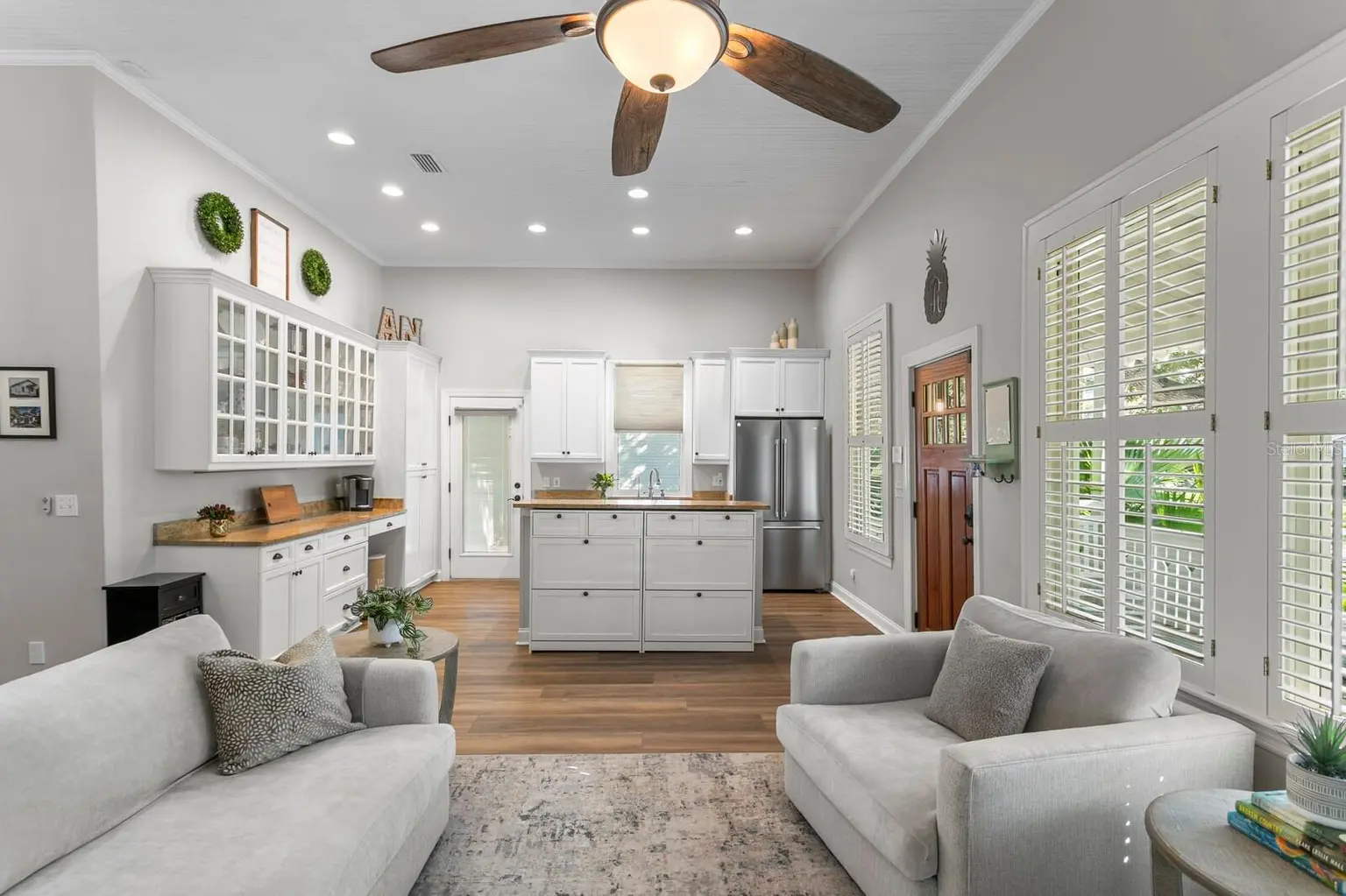 5407 S RUSSELL STREET, TAMPA, FL, photo 9 of 29