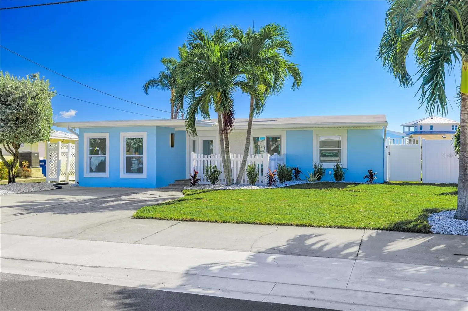 730 PRUITT DRIVE, MADEIRA BEACH, FL, photo 2 of 42