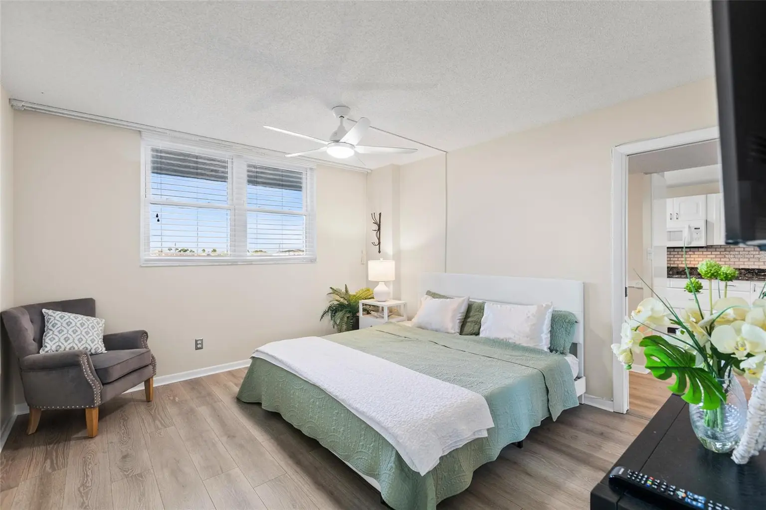 14900 GULF BOULEVARD #204, MADEIRA BEACH, FL, photo 21 of 43