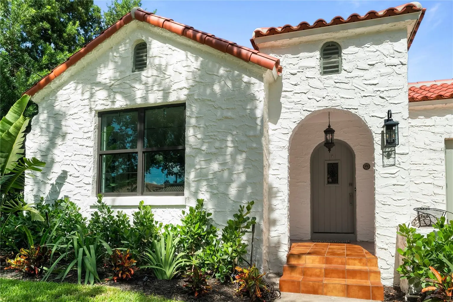 4521 W AZEELE STREET, TAMPA, FL, photo 2 of 45