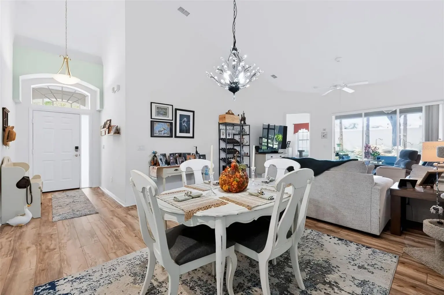 666 SPRING LAKE CIRCLE, TARPON SPRINGS, FL, photo 9 of 51
