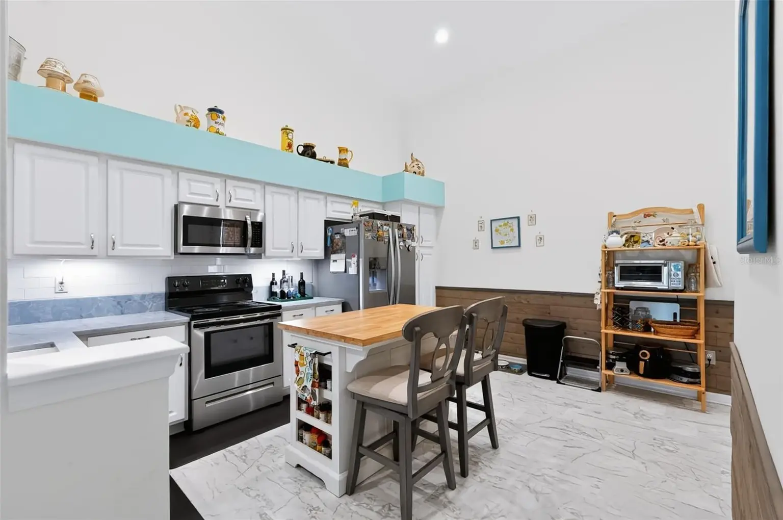 666 SPRING LAKE CIRCLE, TARPON SPRINGS, FL, photo 14 of 51