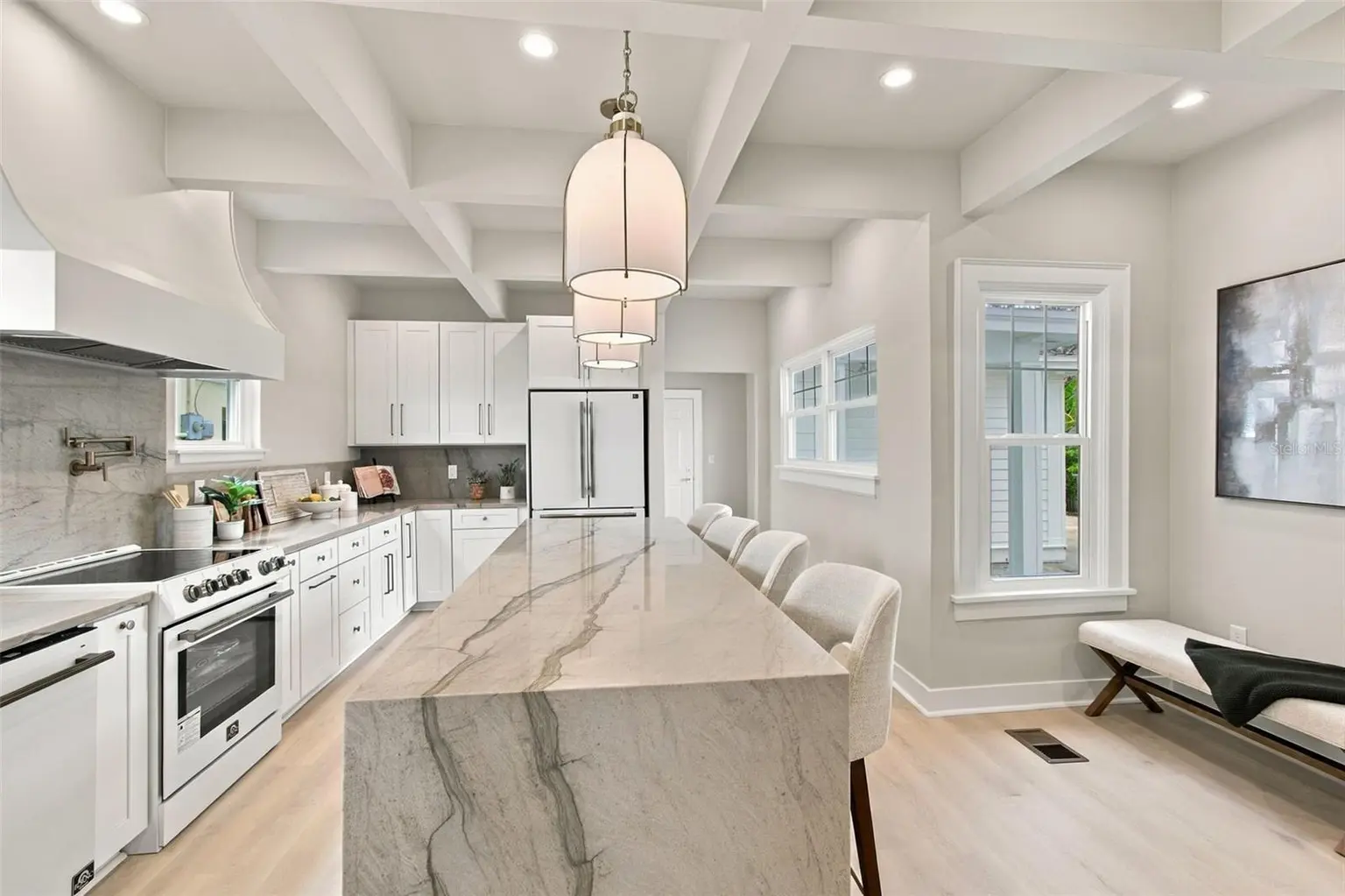 5426 VENETIAN BOULEVARD NE, ST PETERSBURG, FL, photo 30 of 99