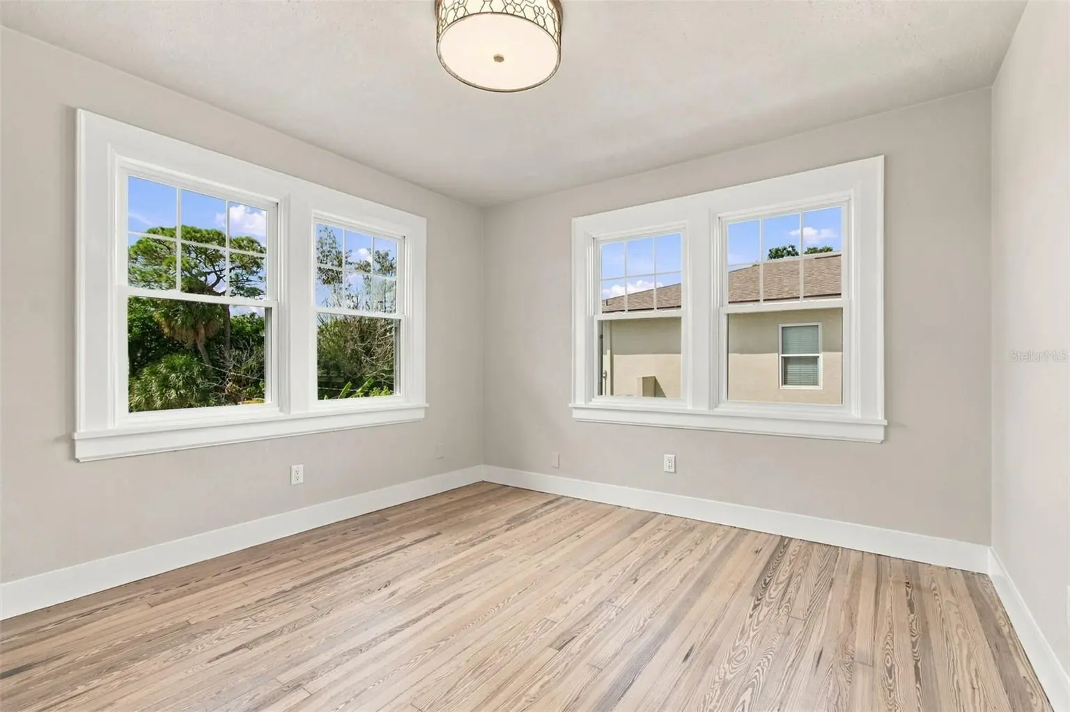 5426 VENETIAN BOULEVARD NE, ST PETERSBURG, FL, photo 63 of 99