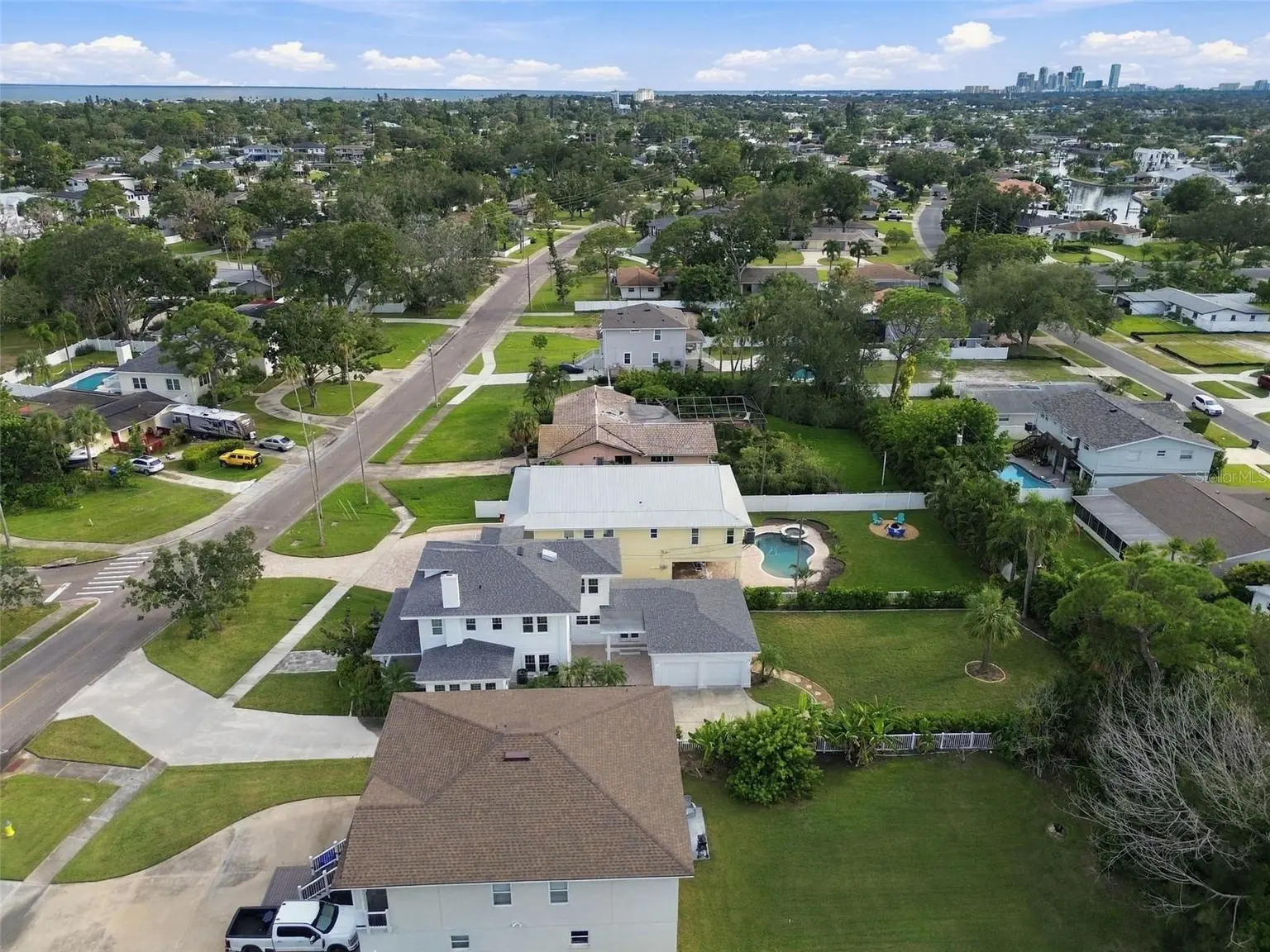 5426 VENETIAN BOULEVARD NE, ST PETERSBURG, FL, photo 90 of 99