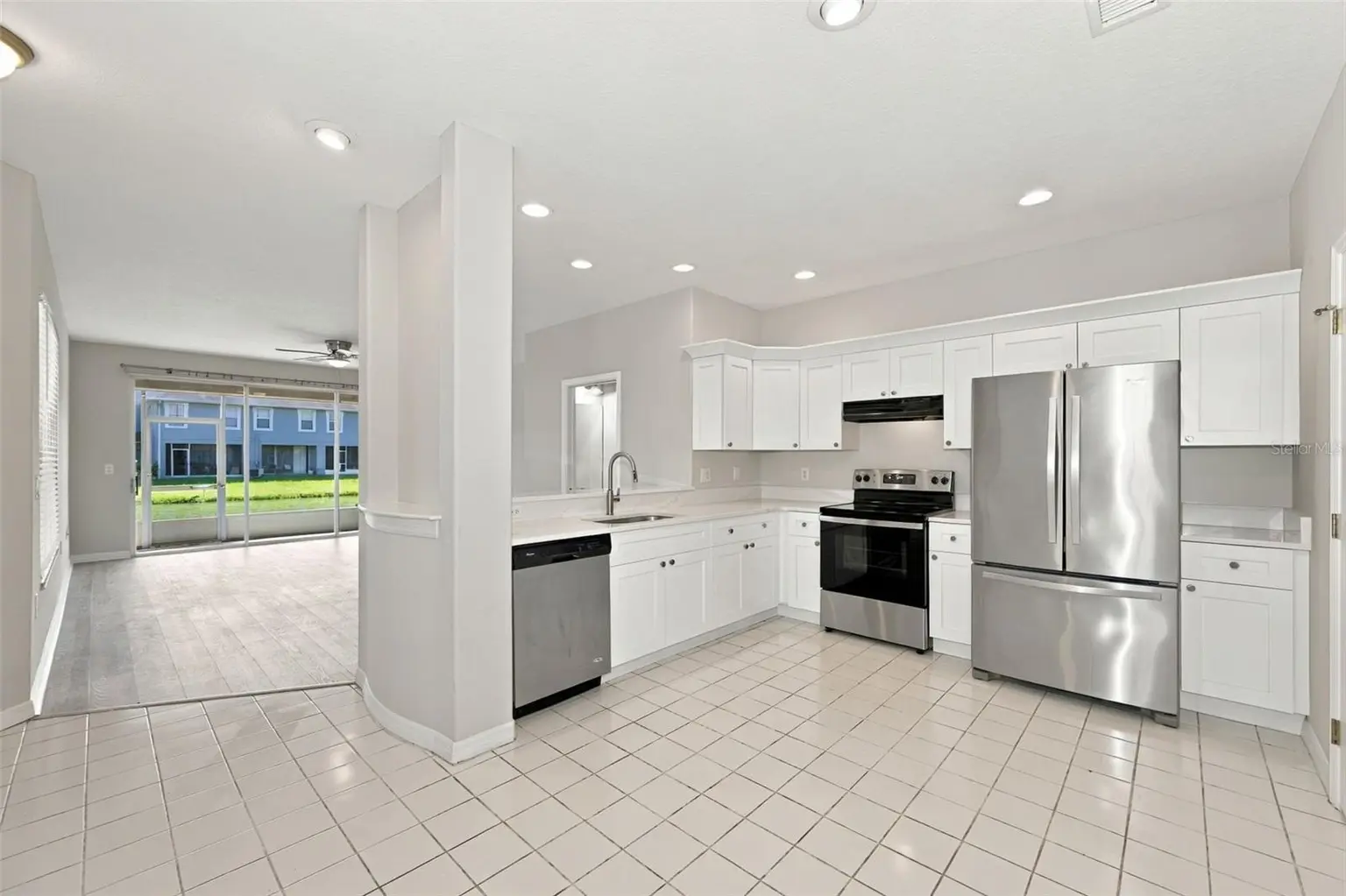 10313 WILLOW LEAF TRAIL, TAMPA, FL, photo 4 of 40