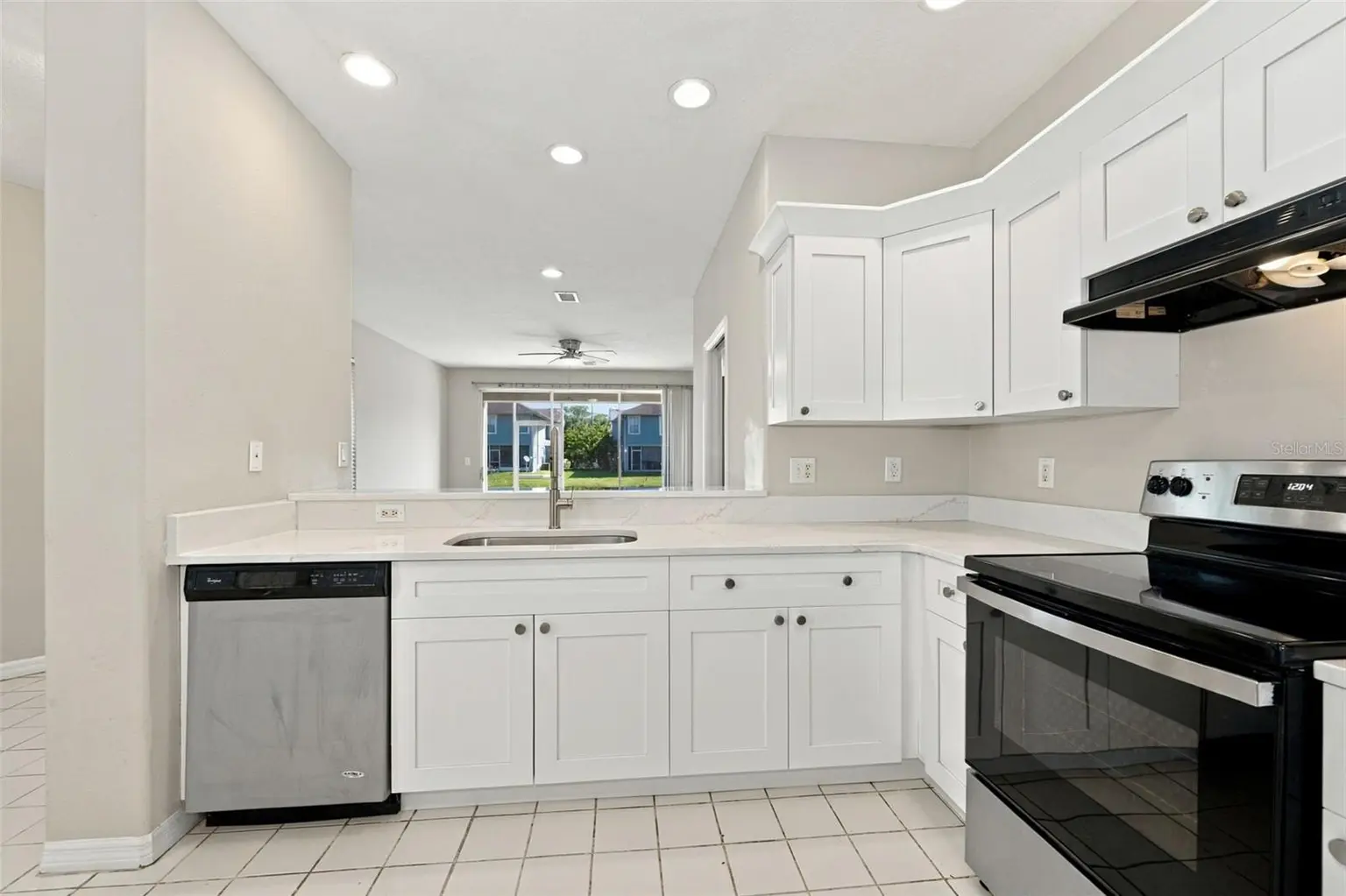 10313 WILLOW LEAF TRAIL, TAMPA, FL, photo 6 of 40