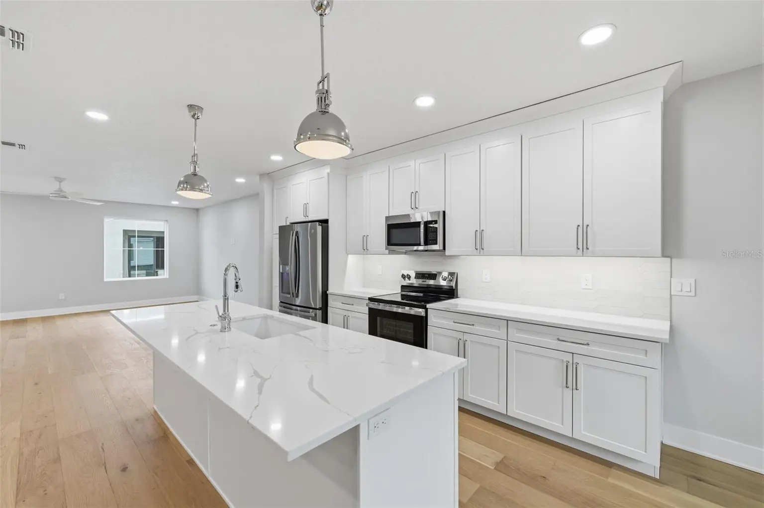 4208 W CARMEN STREET #C, TAMPA, FL, photo 10 of 35