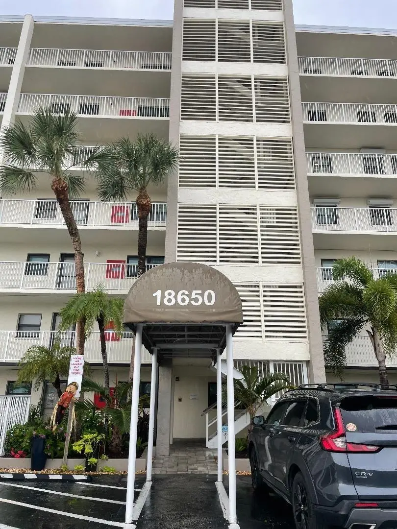 18650 GULF BOULEVARD #304, INDIAN SHORES, FL, photo 1 of 19