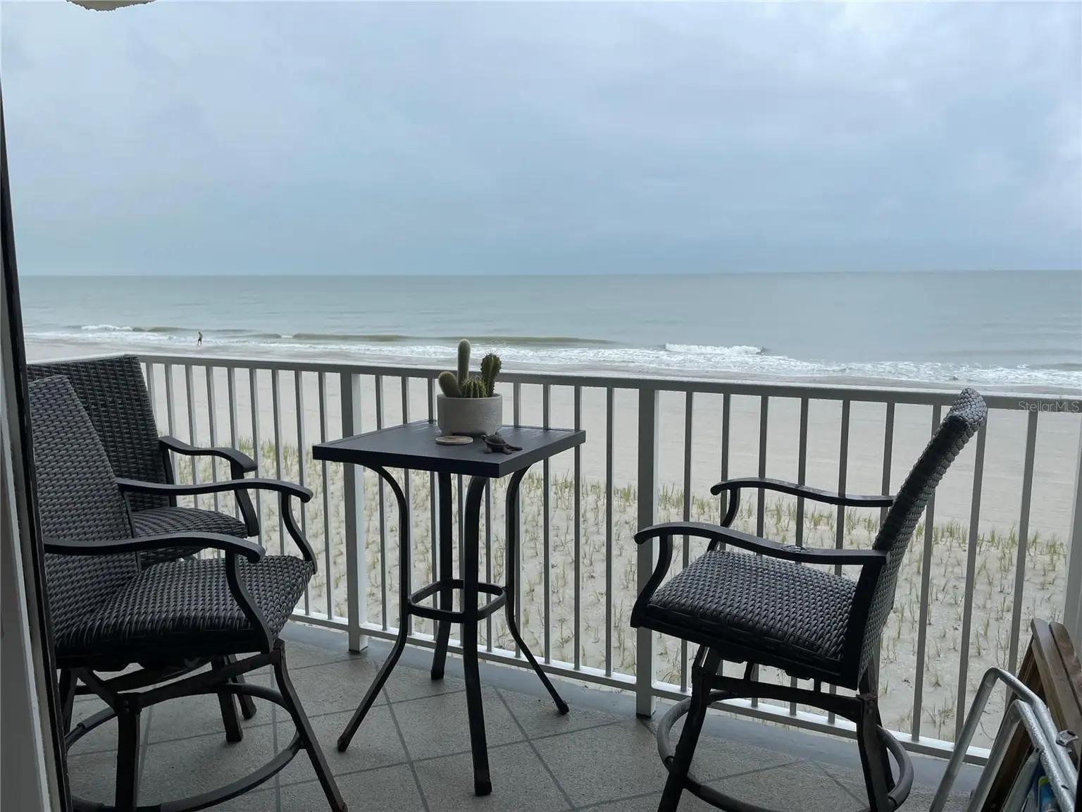18650 GULF BOULEVARD #304, INDIAN SHORES, FL, photo 4 of 19