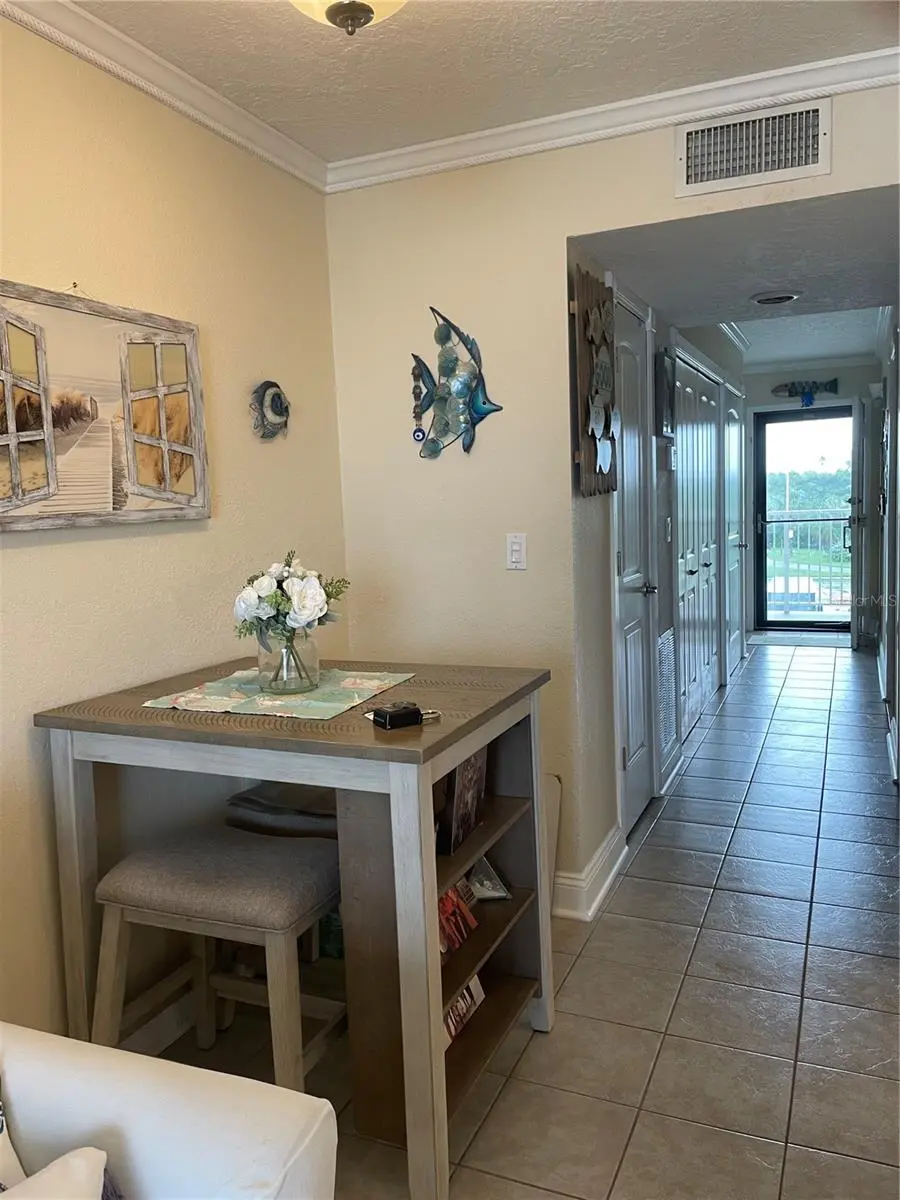 18650 GULF BOULEVARD #304, INDIAN SHORES, FL, photo 7 of 19
