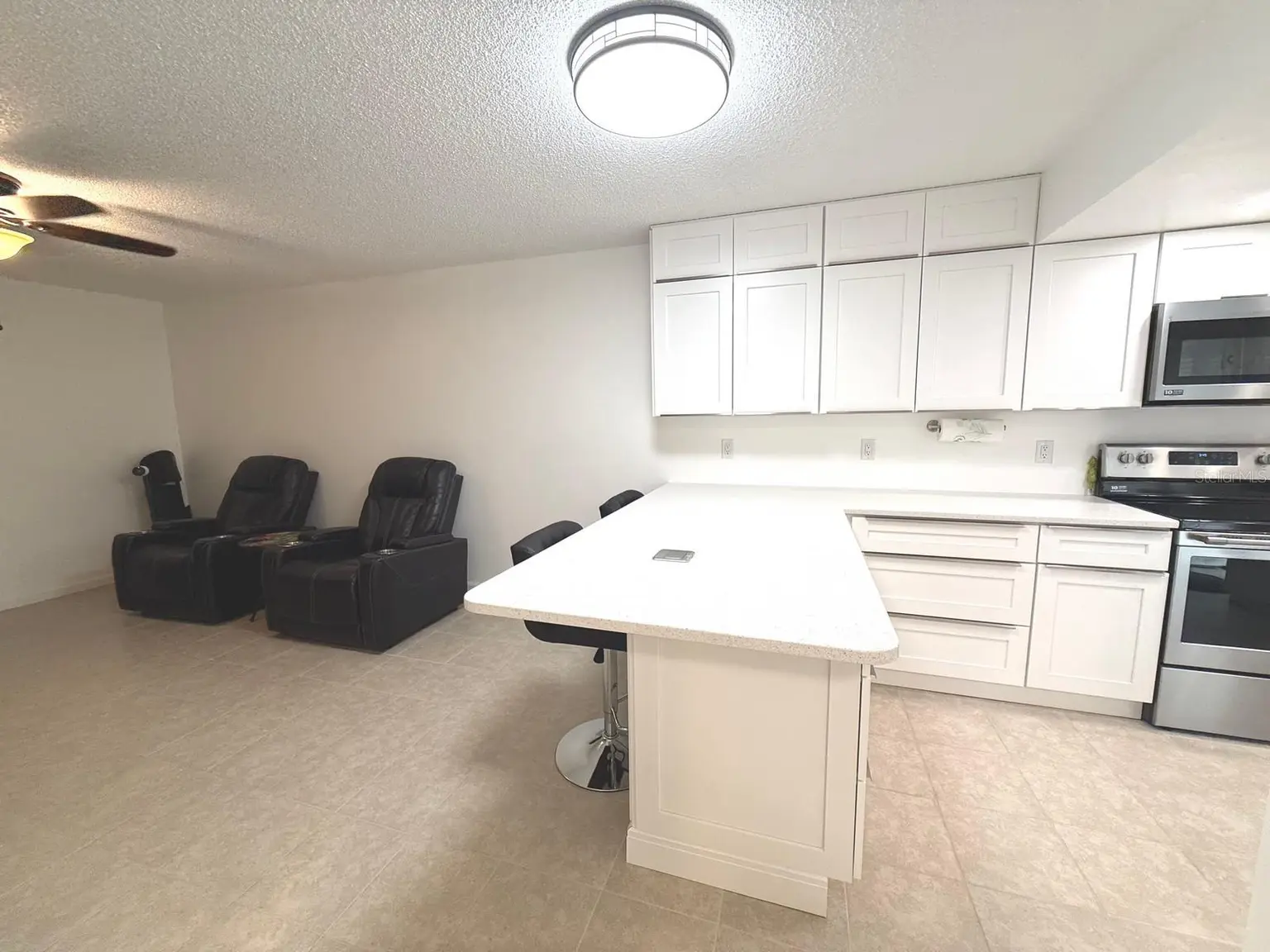215 VALENCIA BOULEVARD #107, BELLEAIR BLUFFS, FL, photo 18 of 47