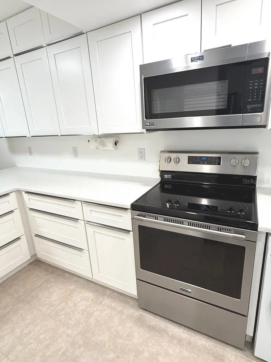 215 VALENCIA BOULEVARD #107, BELLEAIR BLUFFS, FL, photo 29 of 47