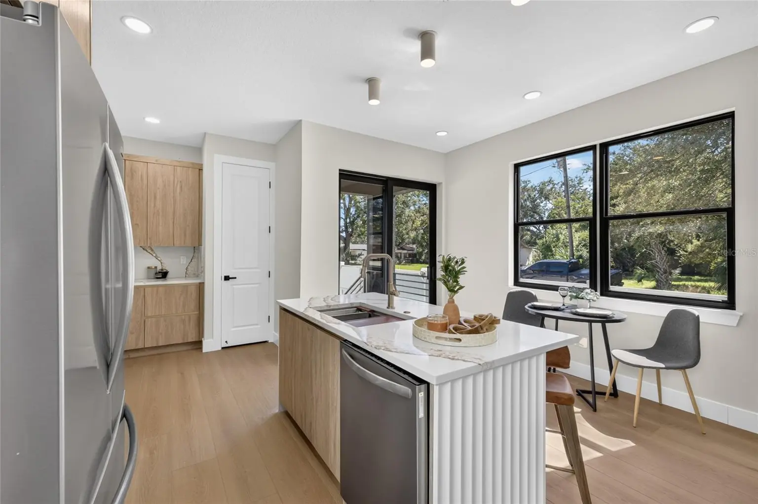2601 N ALBANY AVENUE, TAMPA, FL, photo 14 of 38