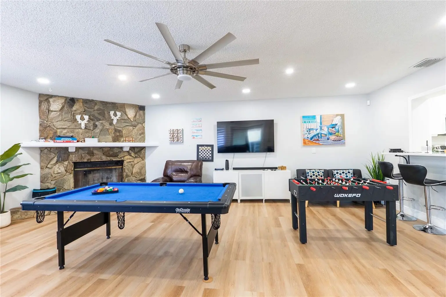 6727 SWAIN AVENUE, TAMPA, FL, photo 13 of 37