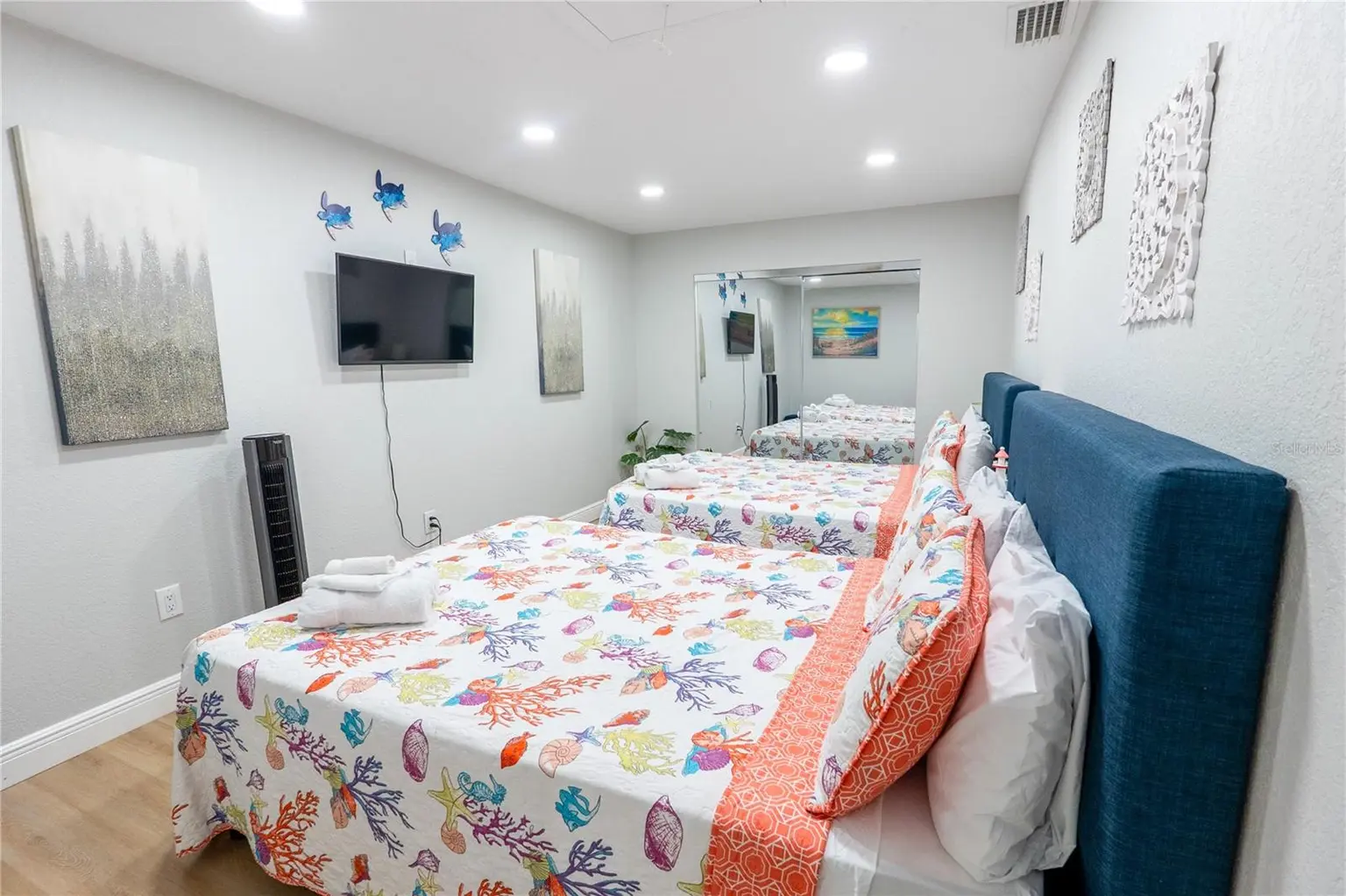 6727 SWAIN AVENUE, TAMPA, FL, photo 18 of 37