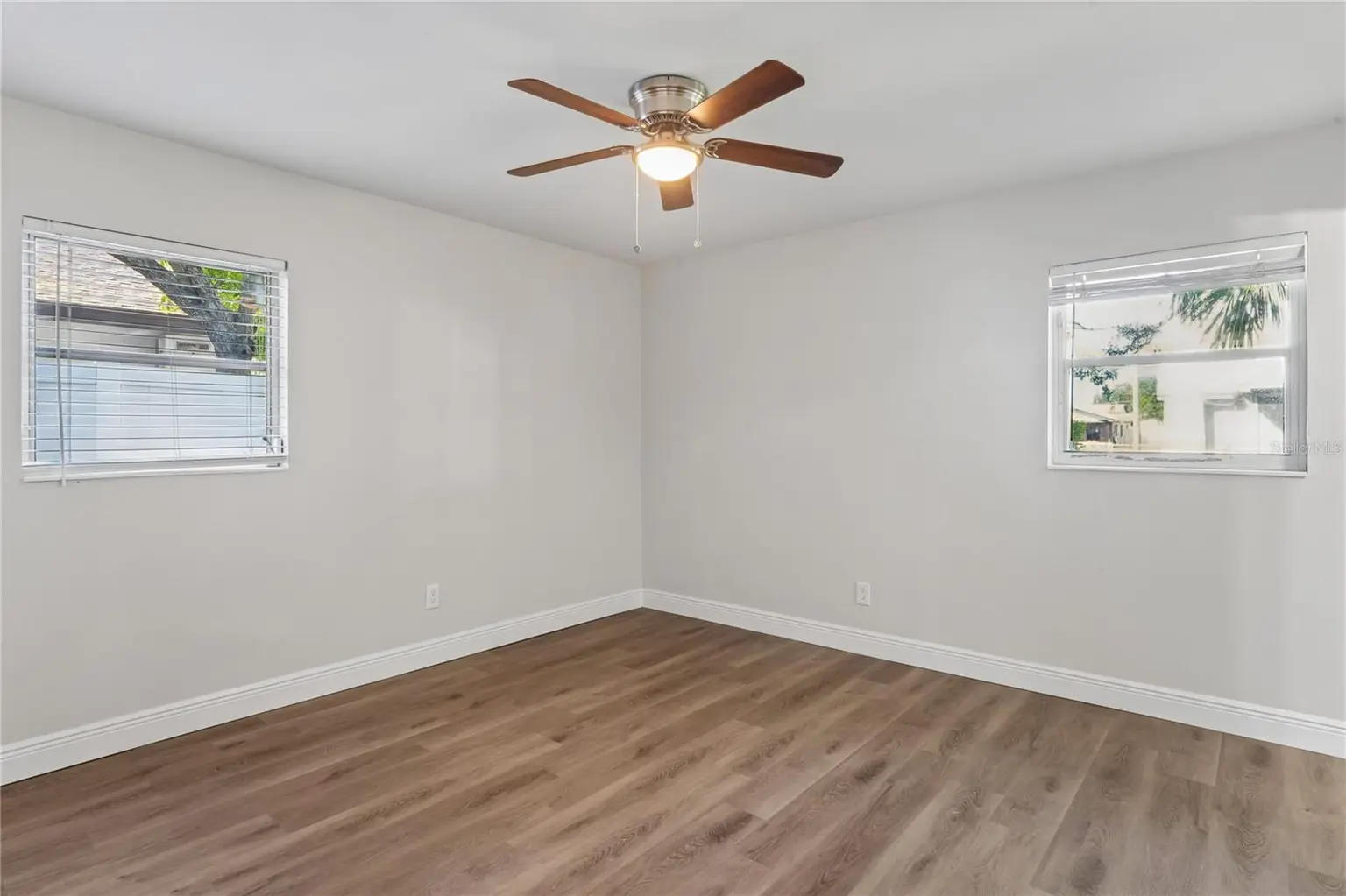 4810 WYNWOOD DRIVE, TAMPA, FL, photo 13 of 25