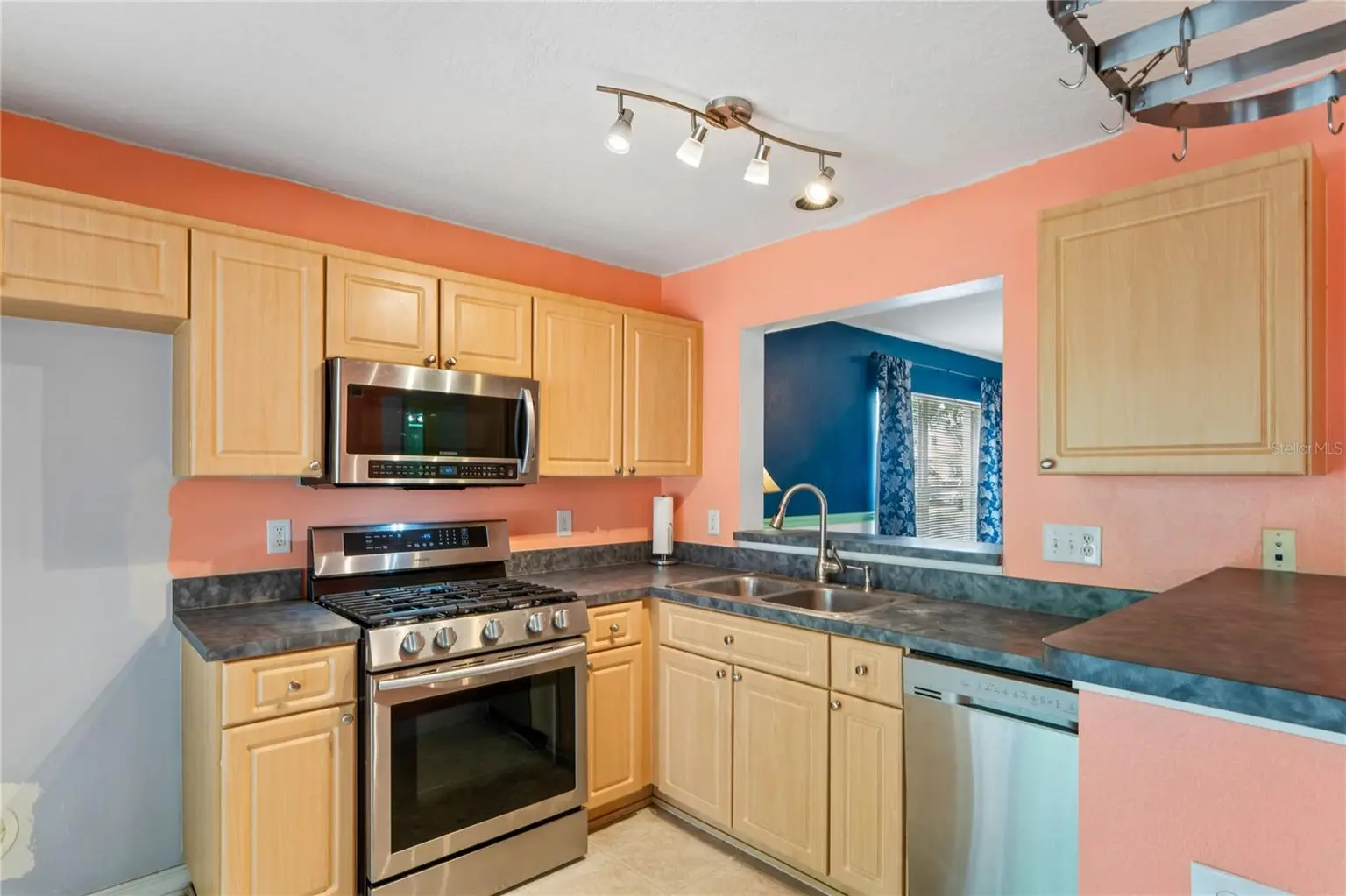 7451 OXFORD GARDEN CIRCLE, APOLLO BEACH, FL, photo 7 of 26