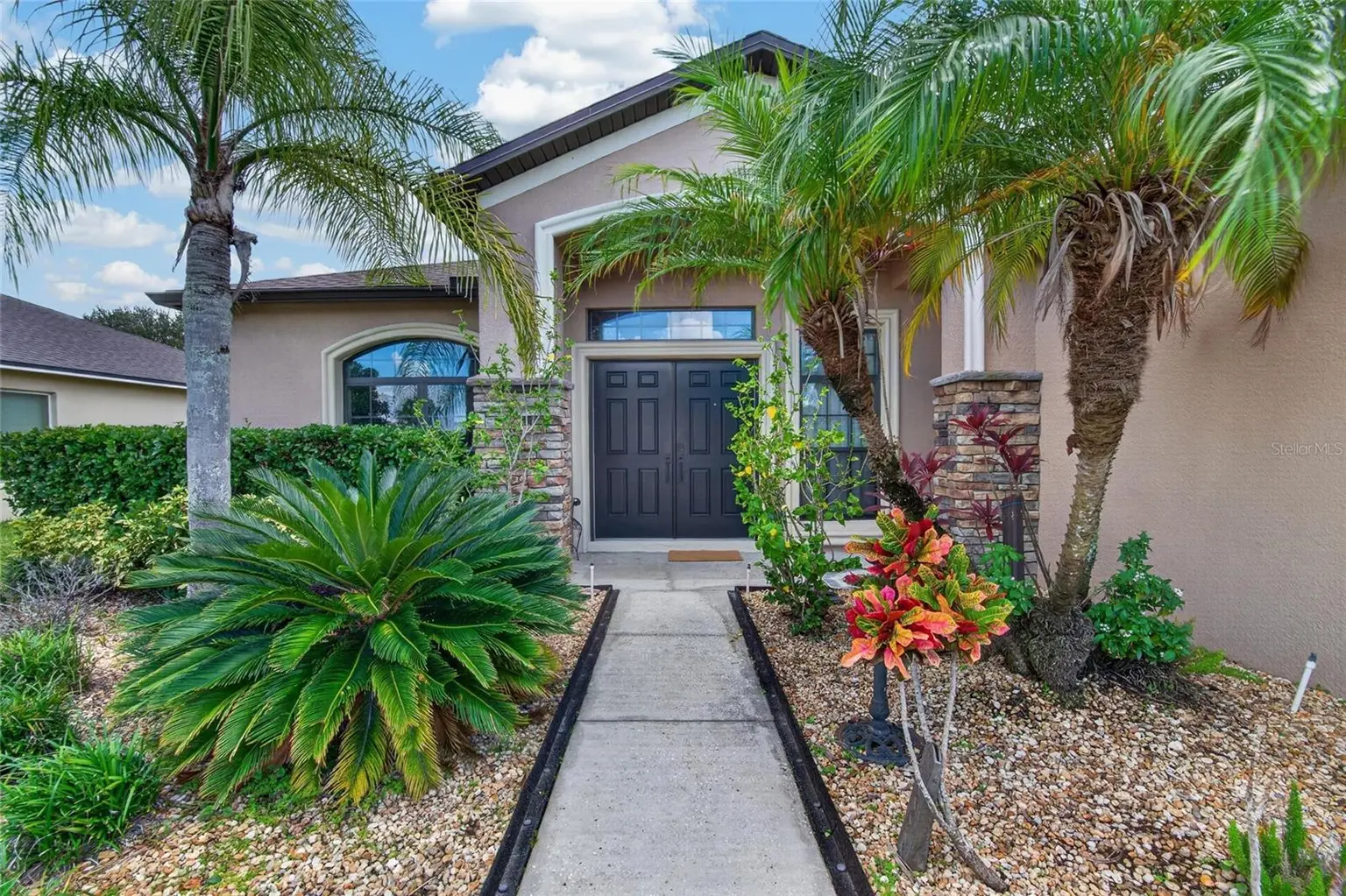 302 STAR SHELL DRIVE, APOLLO BEACH, FL, photo 2 of 54