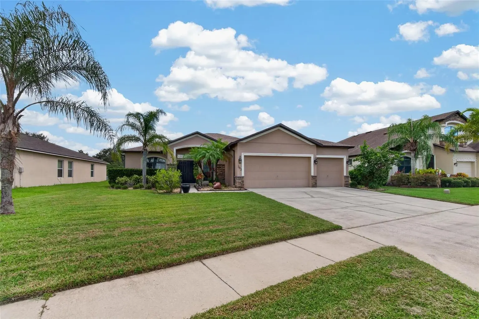 302 STAR SHELL DRIVE, APOLLO BEACH, FL, photo 3 of 54