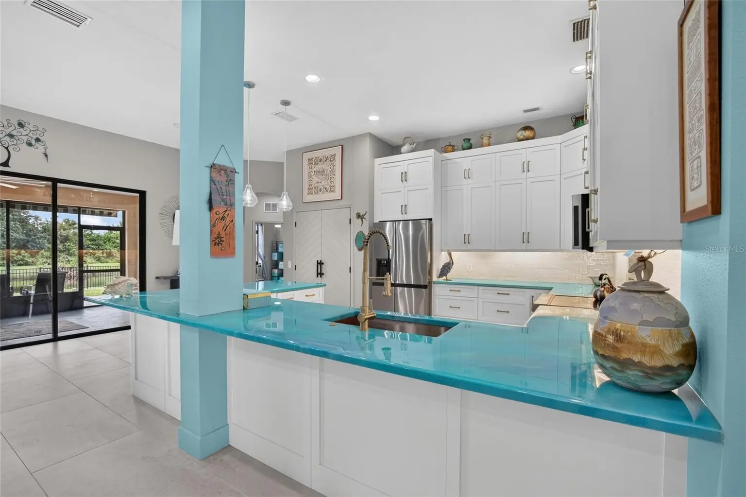 302 STAR SHELL DRIVE, APOLLO BEACH, FL, photo 12 of 54