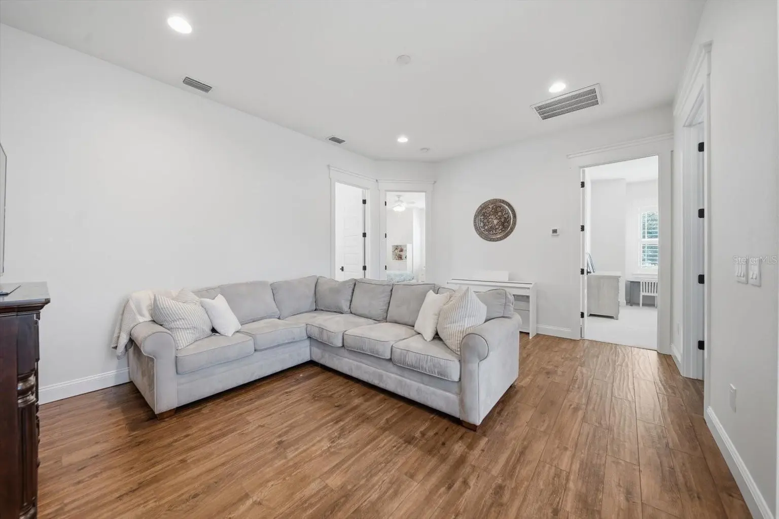 3608 E STERLING CIRCLE, TAMPA, FL, photo 22 of 67