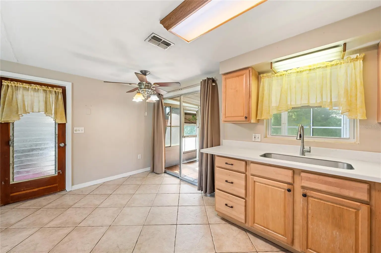 5017 OVERLOOK DRIVE, NEW PORT RICHEY, FL, photo 13 of 38