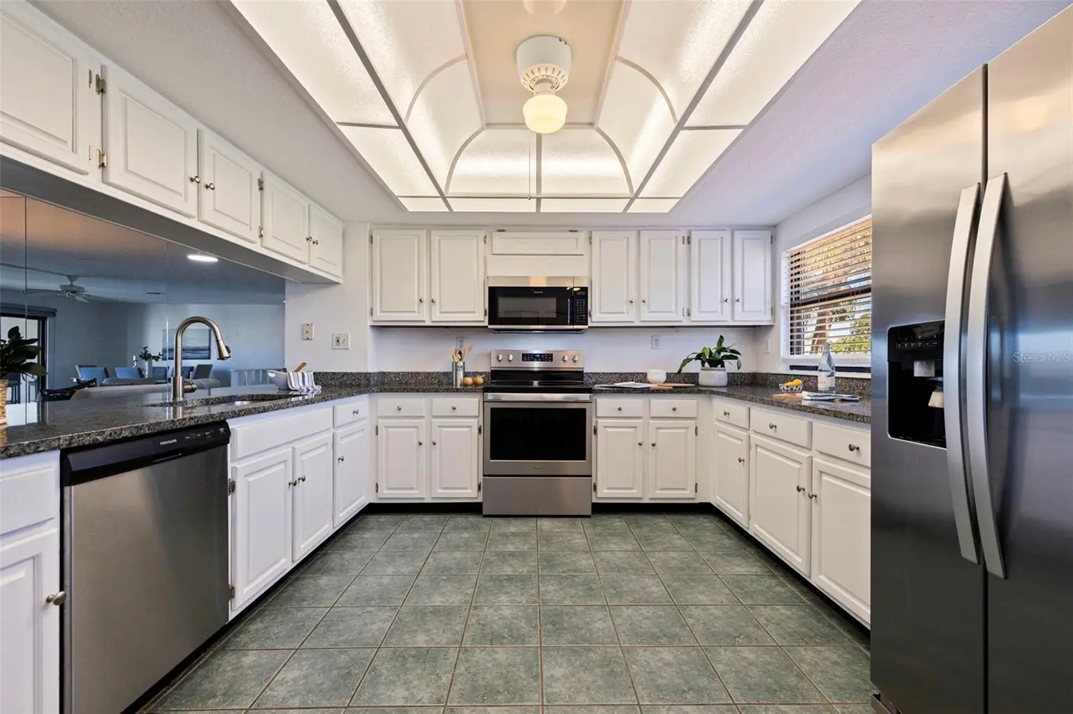12242 2ND STREET E, TREASURE ISLAND, FL, photo 19 of 51