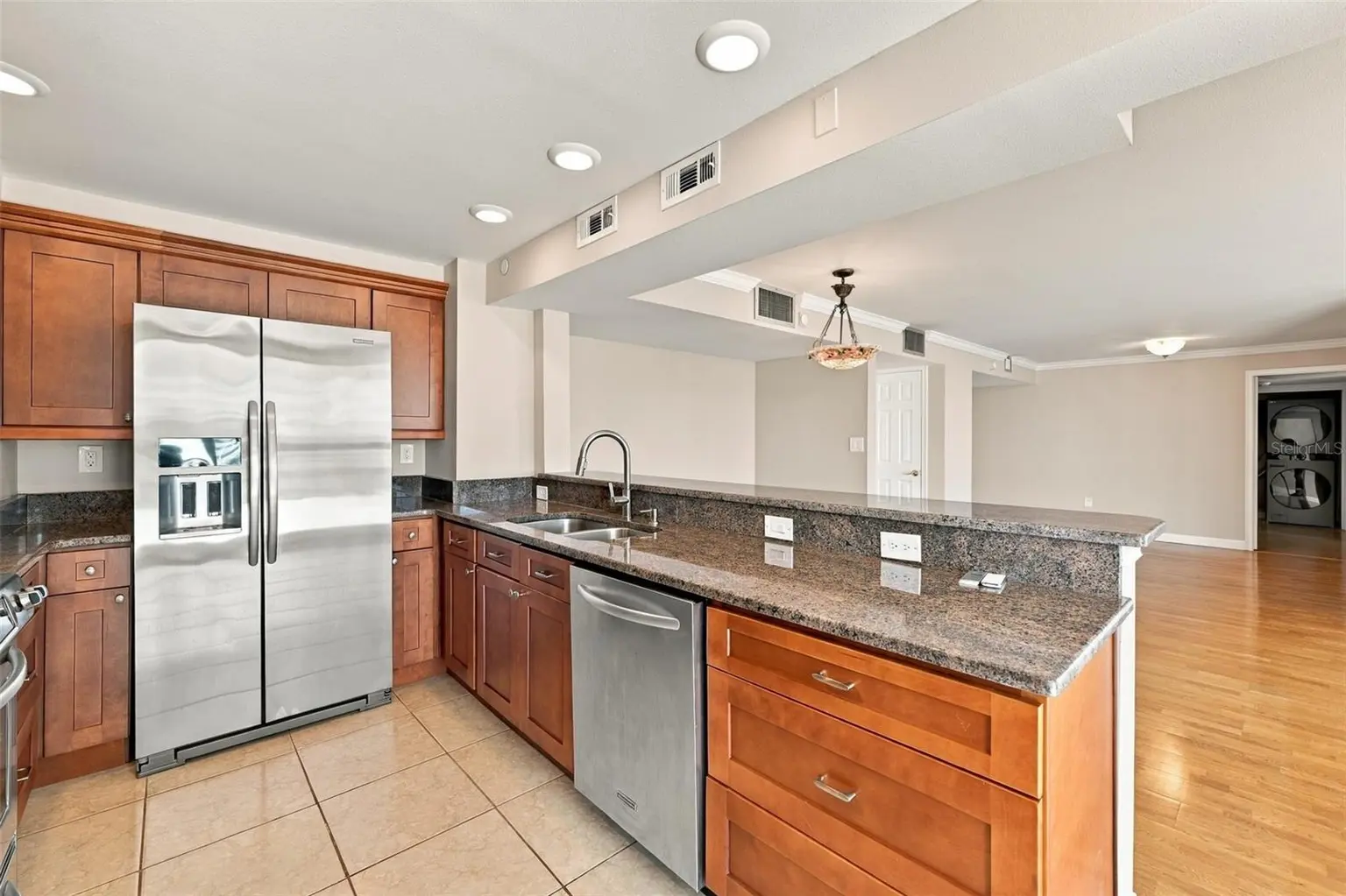 2413 BAYSHORE BOULEVARD #1005, TAMPA, FL, photo 21 of 57