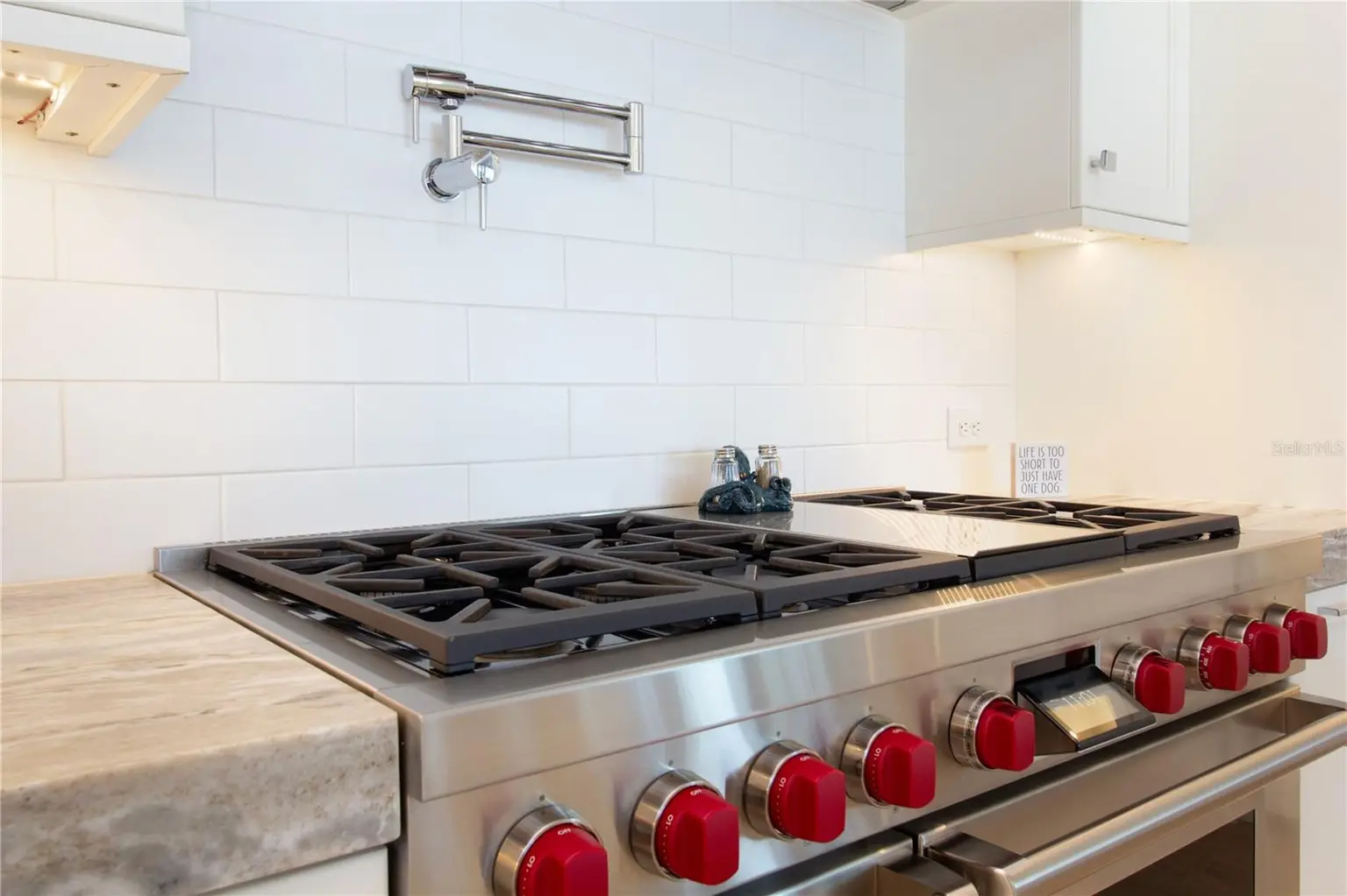 271 S JULIA CIRCLE, ST PETE BEACH, FL, photo 9 of 87