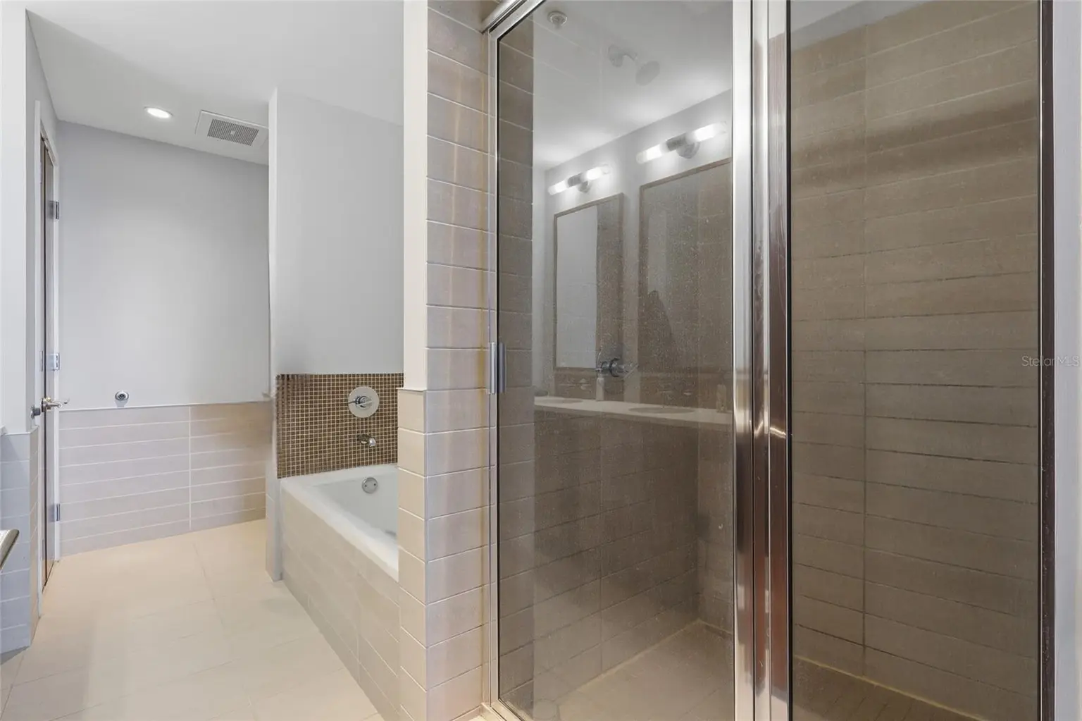 912 CHANNELSIDE DRIVE #2307, TAMPA, FL, photo 11 of 40