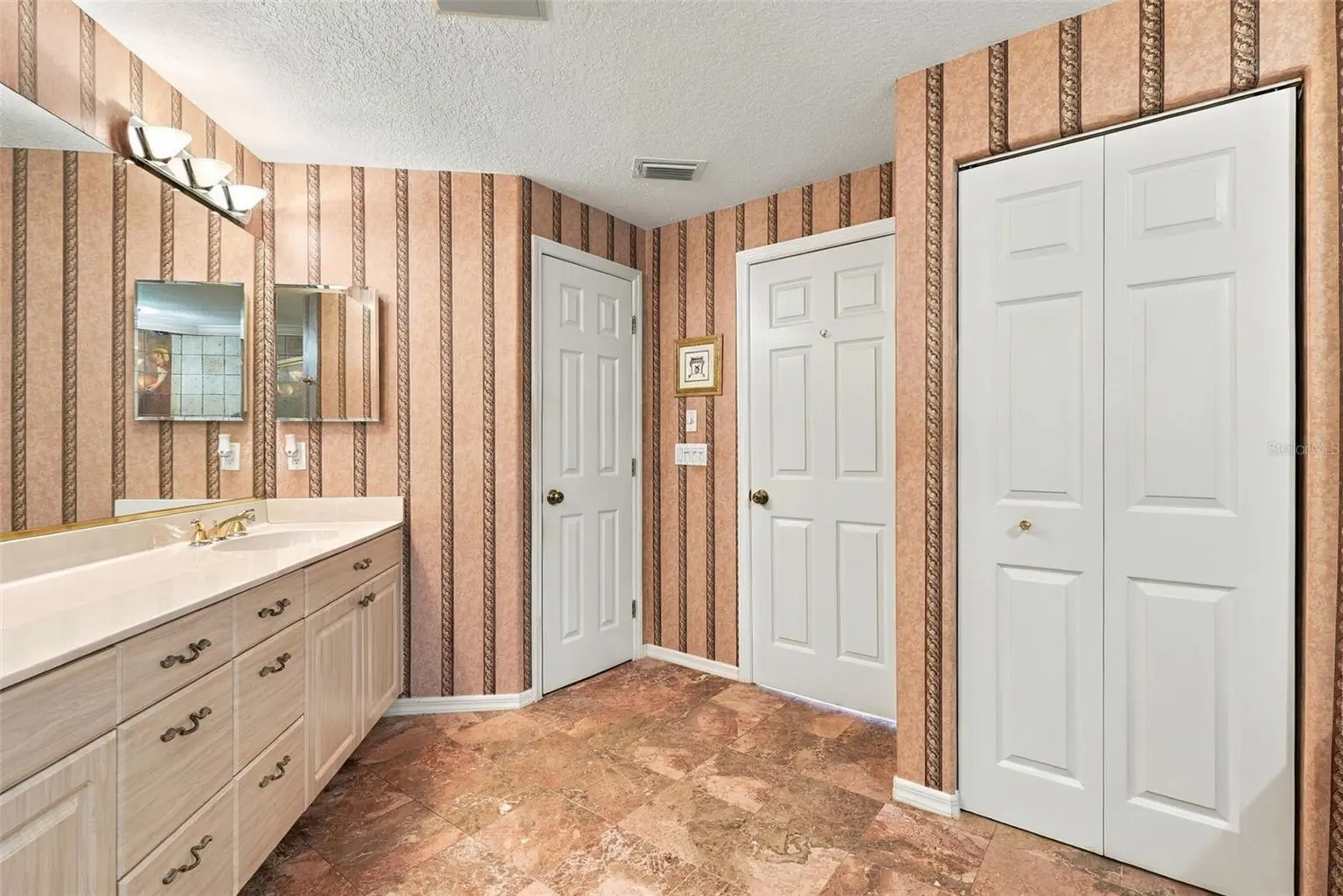 9227 CAPTIVA CIRCLE, ST PETE BEACH, FL, photo 40 of 63