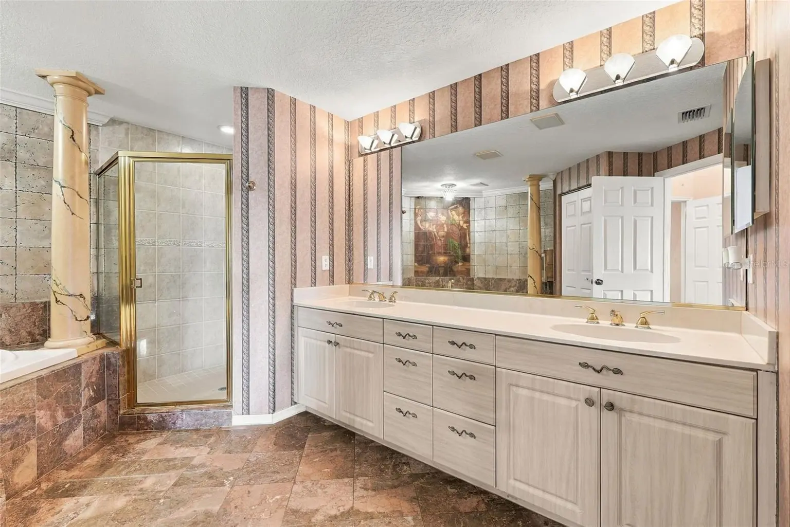 9227 CAPTIVA CIRCLE, ST PETE BEACH, FL, photo 42 of 63