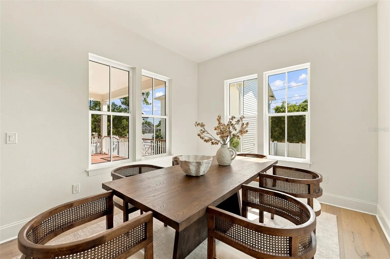 808 39TH AVENUE NE, ST PETERSBURG, FL, photo 19 of 100