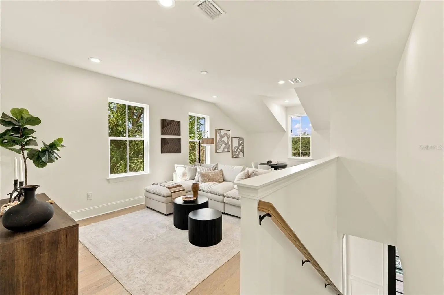 808 39TH AVENUE NE, ST PETERSBURG, FL, photo 51 of 100