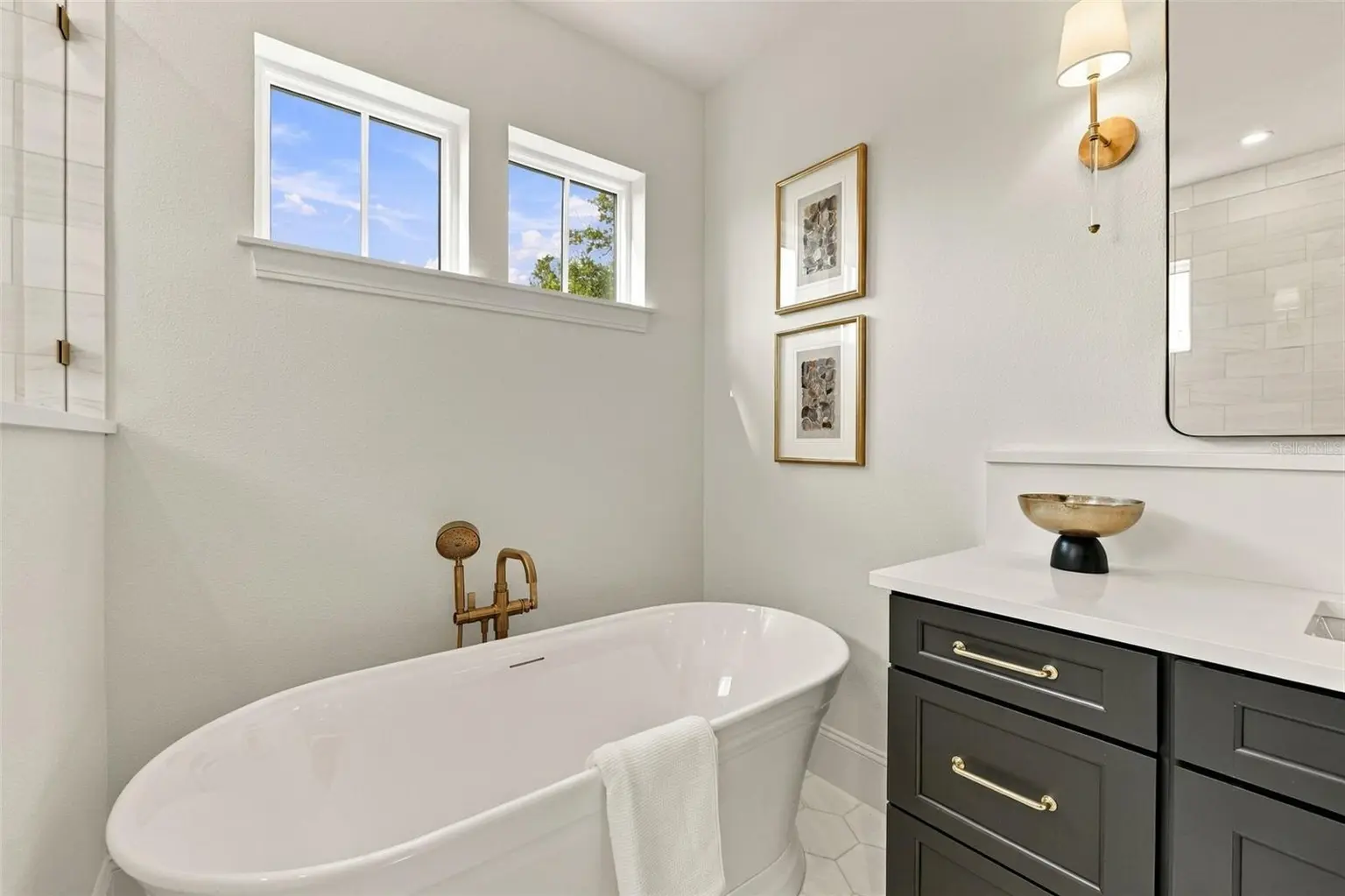 808 39TH AVENUE NE, ST PETERSBURG, FL, photo 62 of 100