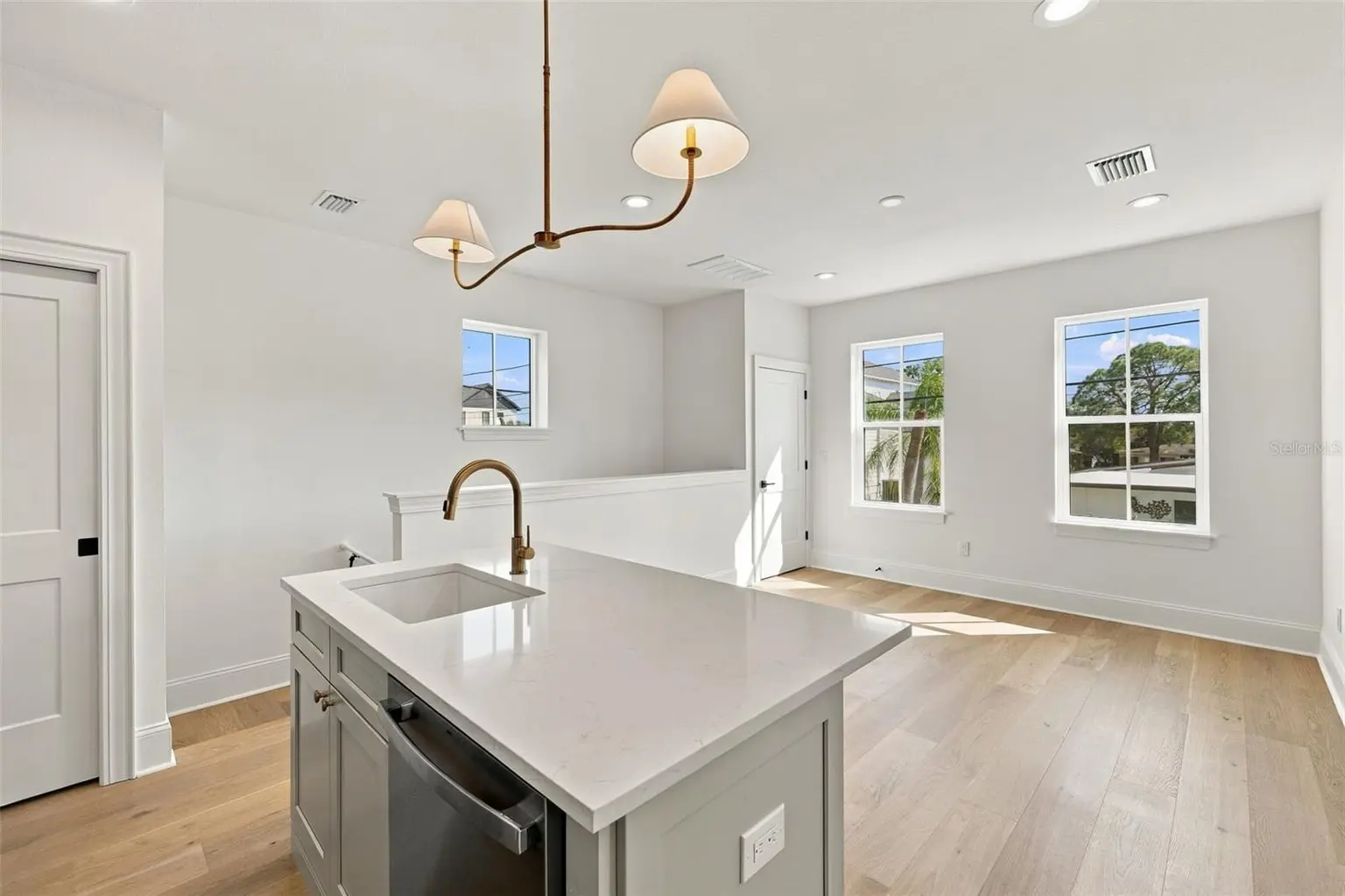 808 39TH AVENUE NE, ST PETERSBURG, FL, photo 82 of 100