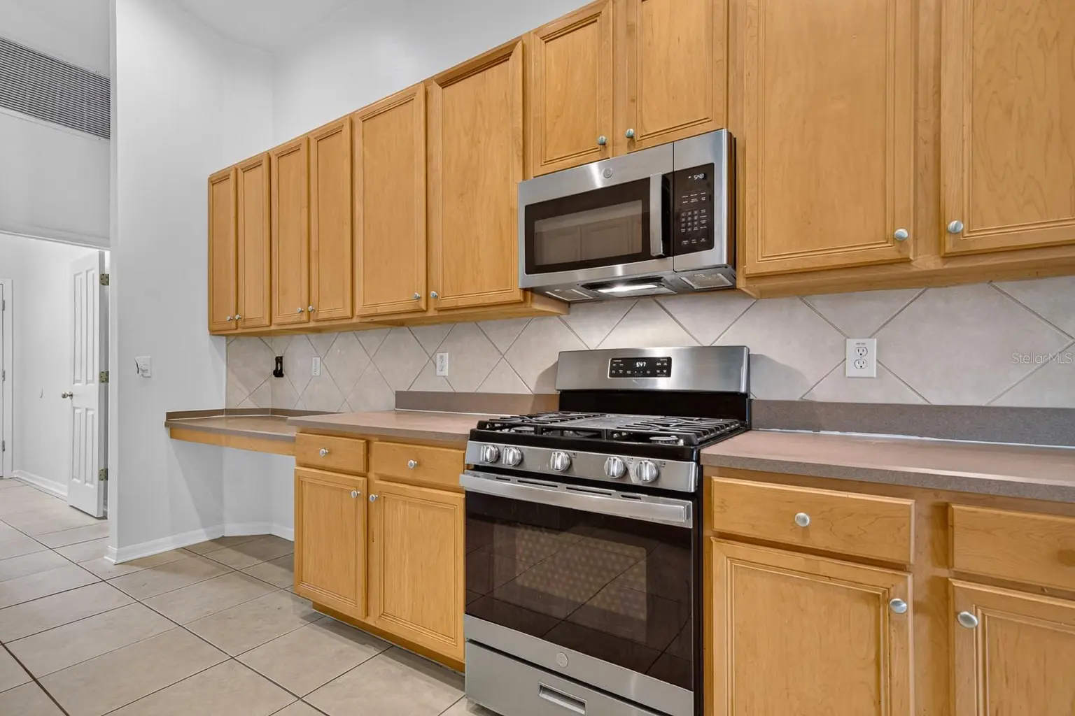 10527 SAN TRAVASO DRIVE, TAMPA, FL, photo 22 of 62