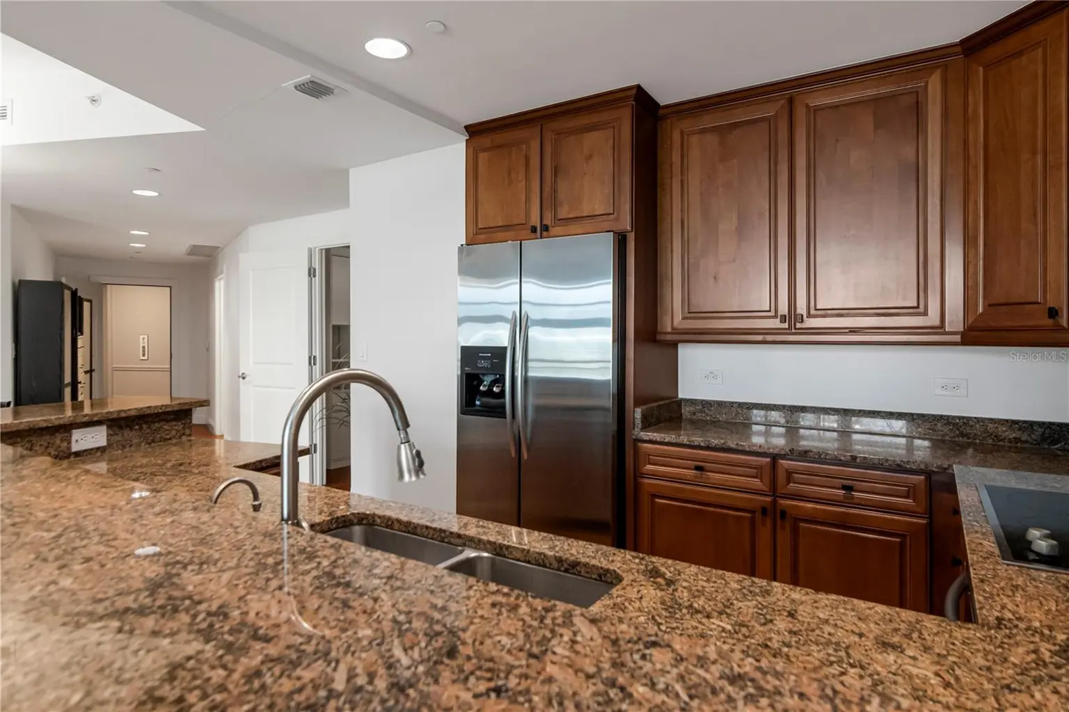 450 KNIGHTS RUN AVENUE #803, TAMPA, FL, photo 14 of 62