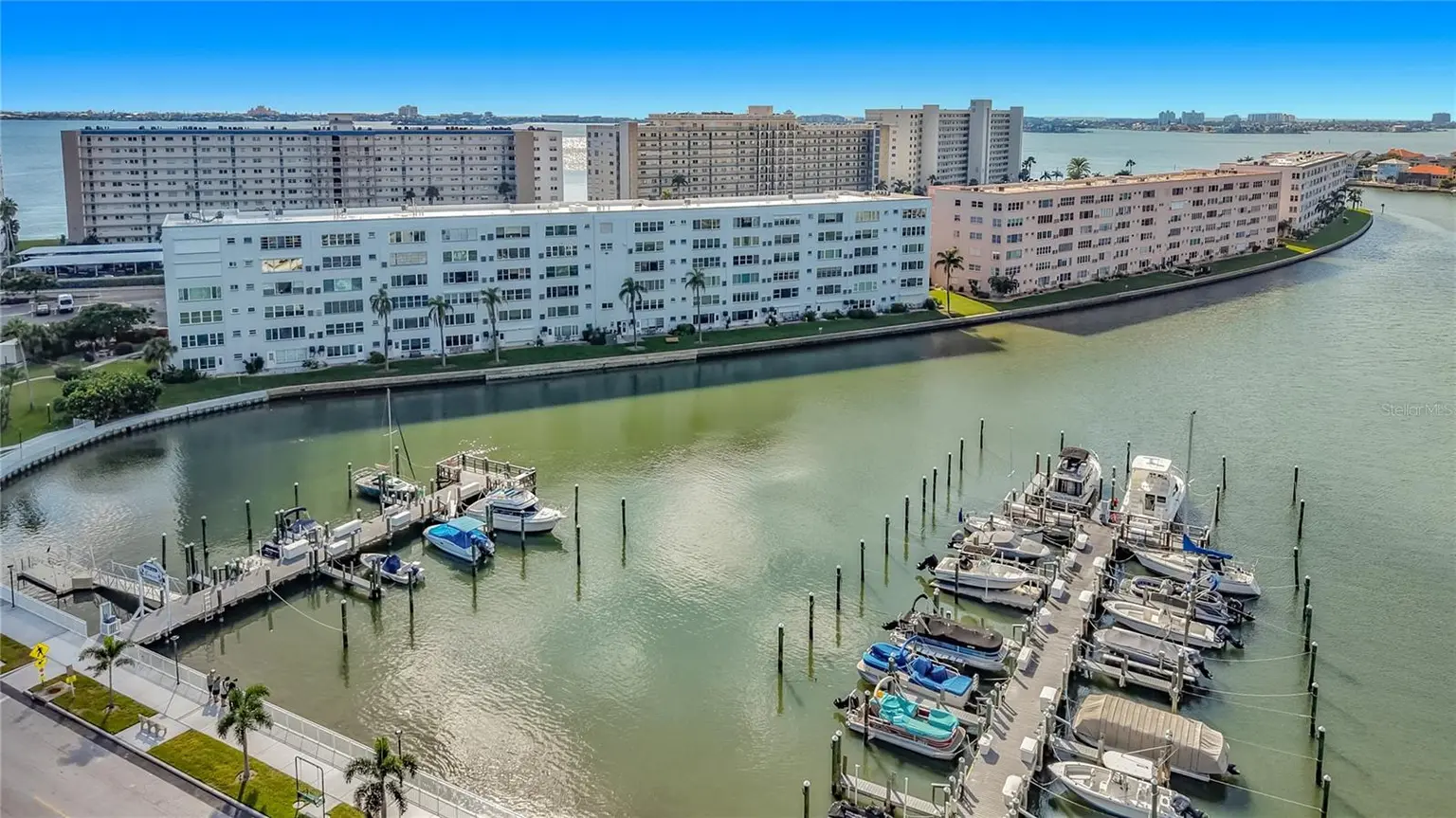 5925 SHORE BOULEVARD S #611, GULFPORT, FL, photo 25 of 31