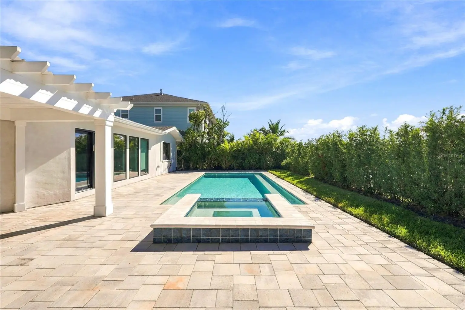 556 JOHNS PASS AVENUE, MADEIRA BEACH, FL, photo 8 of 42
