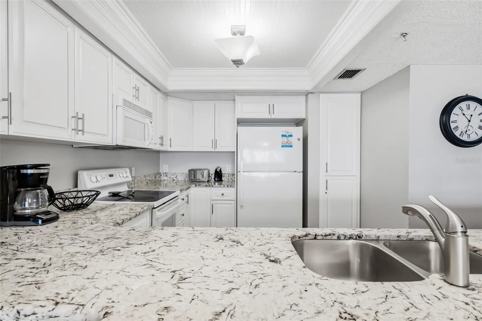 18500 GULF BOULEVARD #404, INDIAN SHORES, FL, photo 14 of 44