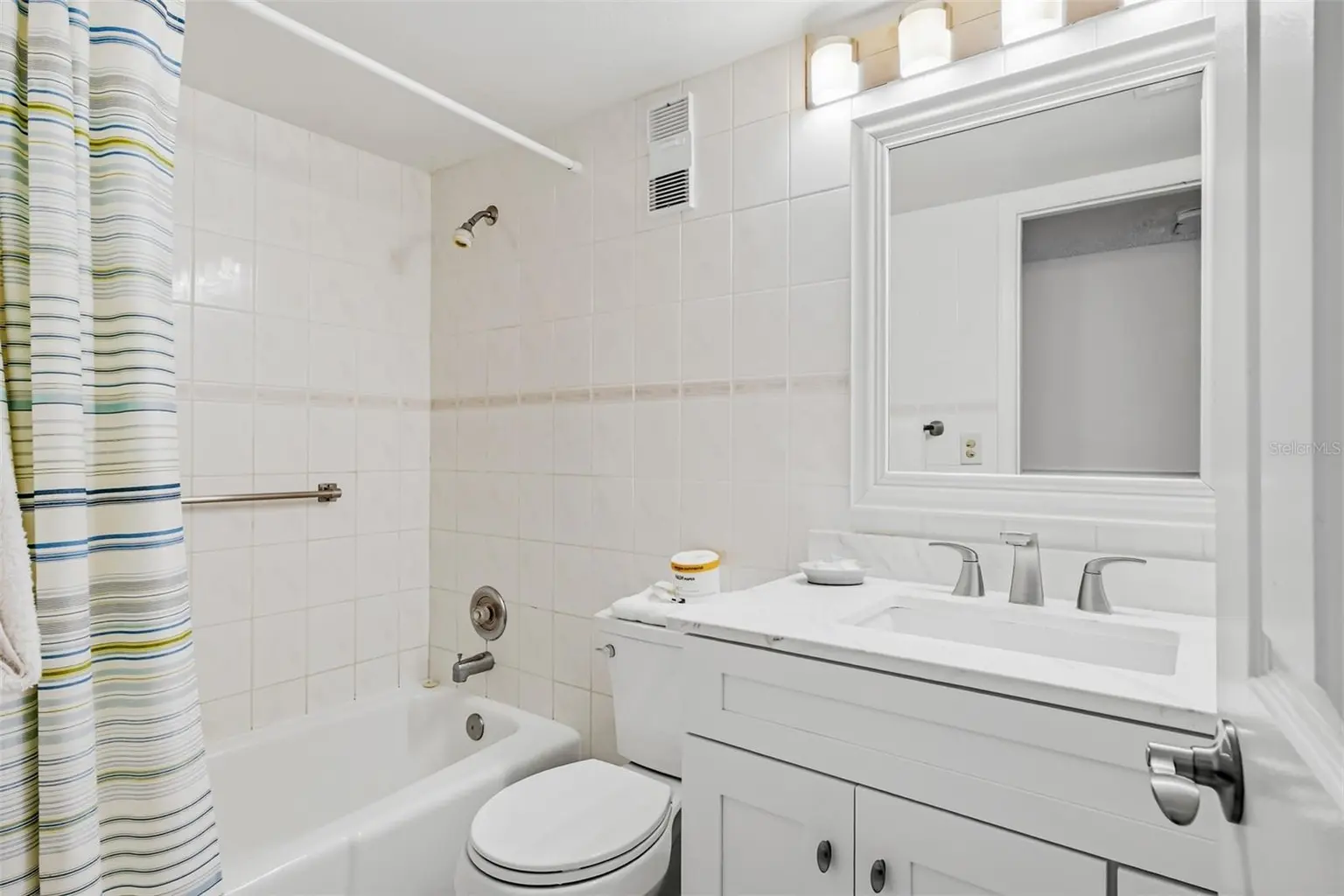 18500 GULF BOULEVARD #404, INDIAN SHORES, FL, photo 27 of 44