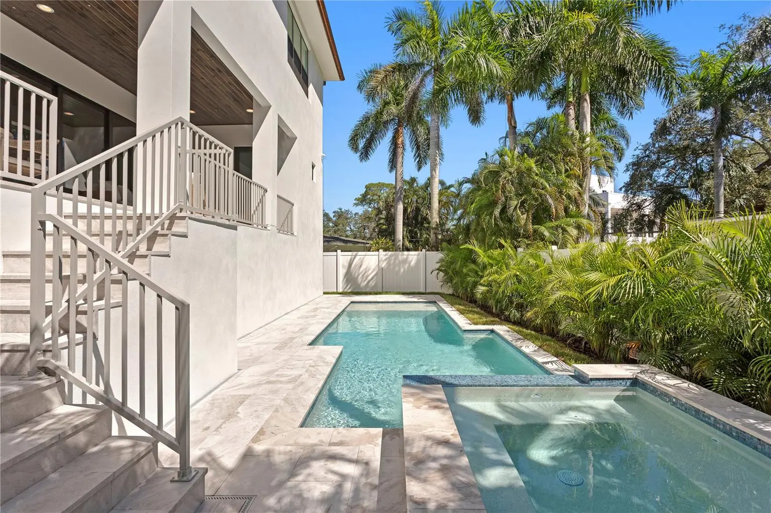5008 W DICKENS AVENUE, TAMPA, FL, photo 57 of 68
